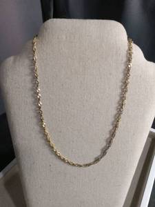 lot 50369 image: Gold-Tone Twisted Rope Chain Necklace