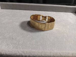 lot 50394 image: Sarah Coventry Gold-Tone Floral Engraved Panel Bracelet