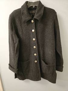 lot 50825 image: Bernardo Essentials Lambswool Wool Blend Jacket Size Medium