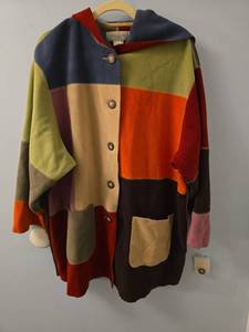 lot 50833 image: Susan Bristol Woman Multicolor Patchwork Fleece Coat Size 2W