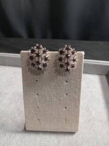 lot 6041 image: Purple and Clear Crystal Cluster Stud Earrings
