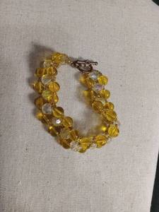 lot 6065 image: Yellow and Aurora Borealis Crystal Beaded Bracelet