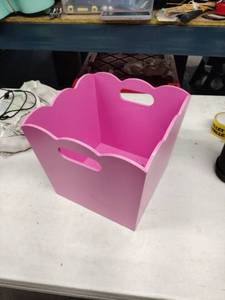 lot 62176 image: At Home Scalloped Wood Storage Bin in pink