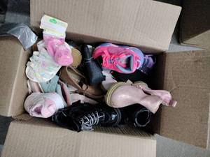 lot 62271 image: Lot of Childrens Shoes