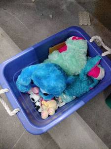 lot 62275 image: Tote of Miscellaneous Plushies