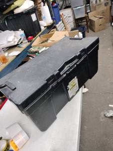 lot 62281 image: Superbox brand plastic storage trunk