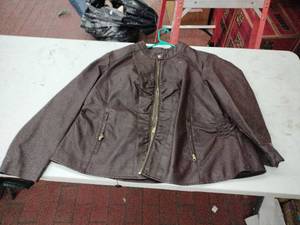 lot 59401 image: Baccini Brown faux leather jacket - 3X