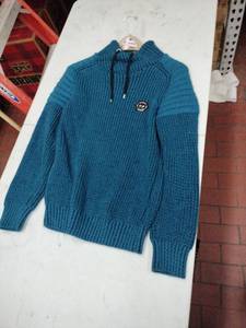 lot 59448 image: LCR Menswear Collection Blue knitted pullover - L