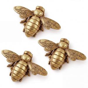 lot 14036 image: Yerliker 3 Pcs Gold Bee Wall Art Retro Brass Bee Vintage Wall Sculpture Decor 3D Figurines Honeybees Insect Decoration Artwork Antique Decor for Living Room Home Office