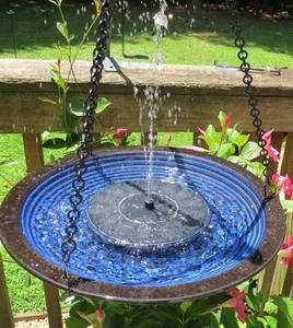 lot 1296 image: Bluebird bath that hangs