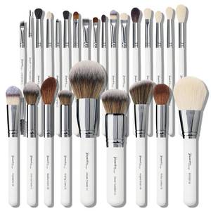 lot 2123 image: Professional Makeup Artist Brushes Set 26Pcs Real Natural Goat Hair Labeled White Makeup Brush Set with Foundation Powder blush concealer blending eyeshadow contour make up brushes set