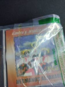 lot 2009 image: Cantos Y Musica Con Los Hermanos Alvarado Vol. 4