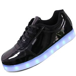 lot 6292 image: Tptoes USB Adult Light Up Shoes Rechargeable Flashing Low Top LED Shoes Unisex Sports Dancing Sneakers hei45 Black size 11