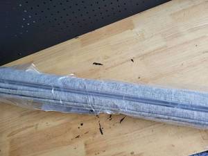 lot 19644 image: DBM-6043 3 Ball Color Roller Shade No Tools 60H