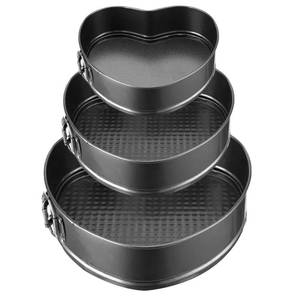 lot 2156 image: Heart Springform Cake Pan Set of 3 Non Stick Durable Cake Baking Pans with Removable Bottom Cake Molds for Baking