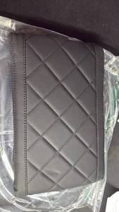 lot 18303 image: Carseat Headrest Pillow, Black