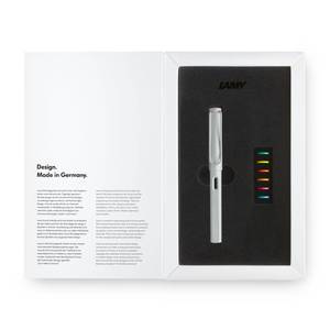 lot 12438 image: Lamy safari multicolor Fountain Pen Set all white � Special Edition with 6 Interchangeable Colored Rings � Steel Nib in Width M � incl. blue Ink Cartridge T10 and Gift Box