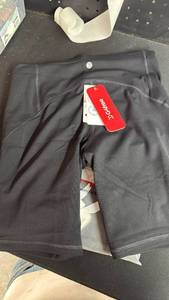 lot 18062 image: (Lot of 2) G4Free Women�s Workout Shorts, M