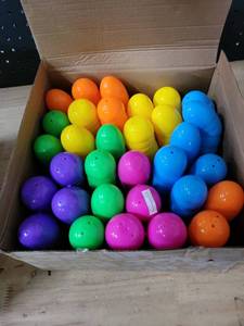 lot 19007 image: JOYIN Colorful Eggs 2.3in Color Mixed 200 Pieces