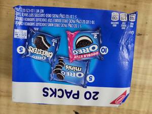 lot 19069 image: Oreo Variety Pack 20 Count Cookies Cakesters Double Stuf
