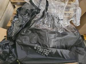 lot 19078 image: Heavy-duty, Waterproof 10L0L Golf Cart Enclosure Cover