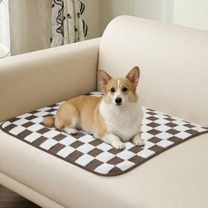 lot 20180 image: Sinotalent Checkered Couch Covers Non Slip Sofa Cover for Pets