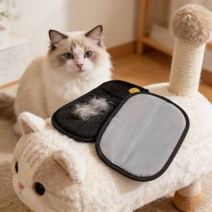 lot 20223 image: Fuknisu Electrostatic Pet Hair Removal Gloves Five-Finger Animal Fur Removal Tool with Nail Clipper