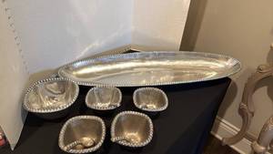 lot 1042 image: Echo En Mexico large beaded platter 3x37x12, bowls with spoons
