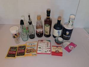 lot 1106 image: Kitchen Pantry and Baking Essentials Lot