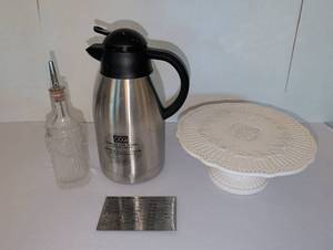 lot 1108 image: Oggi Thermal Carafe, Embossed Glass Bottle, Ceramic Cake Stand & Measurement Equivalents Card