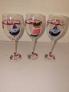 lot 1124 image: Hand-Painted Christmas Ornament Wine Glasses Set of 18