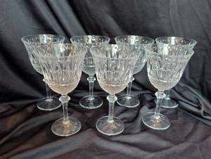 lot 1169 image: Set of 7 Cut Crystal Wine Glasses with Diamond and Arch Pattern Shannon brand