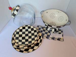 lot 1173 image: MacKenzie-Childs Courtly Check Kitchen Collection