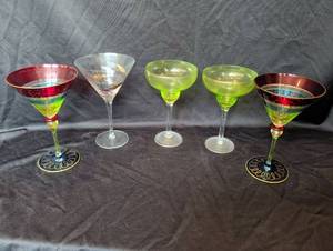lot 1223 image: Set of 5 Colorful Hand-Painted Cocktail Glasses