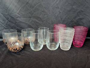 lot 1225 image: Mixed Decorative Drinking Glass Set - 8 Pieces