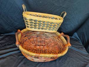 lot 1251 image: Handwoven Basket Set of Two