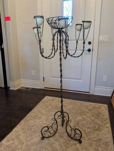 lot 1286 image: Wrought Iron Floor Standing Candelabra with 6 Candle Holders