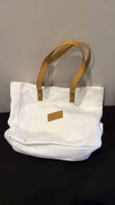 lot 1303 image: Cozy Earth tote bag