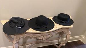 lot 1316 image: Womens black hats