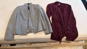 lot 1338 image: Chicos and other ladies jackets