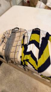 lot 1356 image: Nikki Jones and other ladies sweater jackets