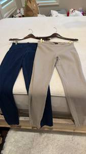 lot 1389 image: Dalia and other ladies leggings