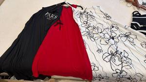 lot 1409 image: Karen Kane  and other ladies dresses