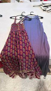lot 1418 image: Ladies dresses