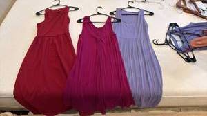 lot 1419 image: Ladies dresses