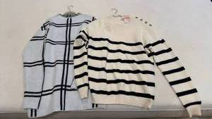 lot 1426 image: Kirundo and other ladies tops