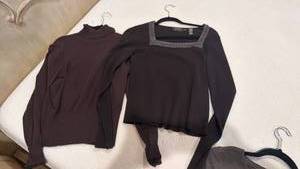 lot 1434 image: Dana Buchman and other ladies tops