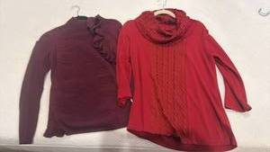lot 1435 image: Cable & Gauge and other ladies tops