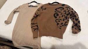 lot 1441 image: Venus and other ladies tops