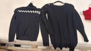 lot 1449 image: Ladies tops